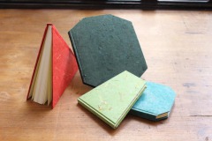 Bücher - nicht rechteckig