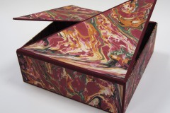 Schachtel mit 2 Deckeln